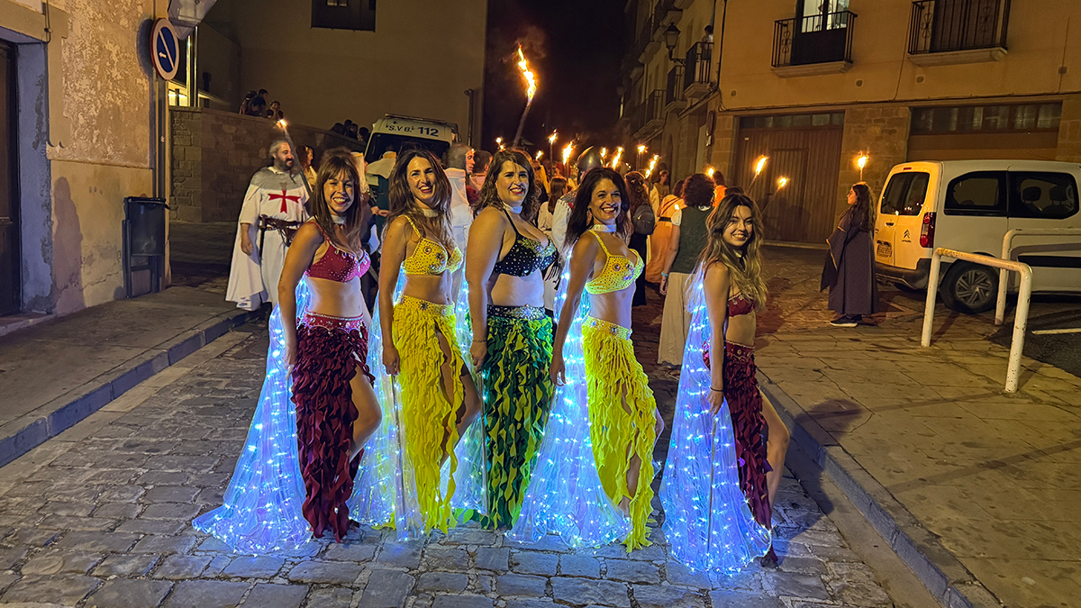Show danza oriental en el XXIV Encuentro con la Historia de Artajona