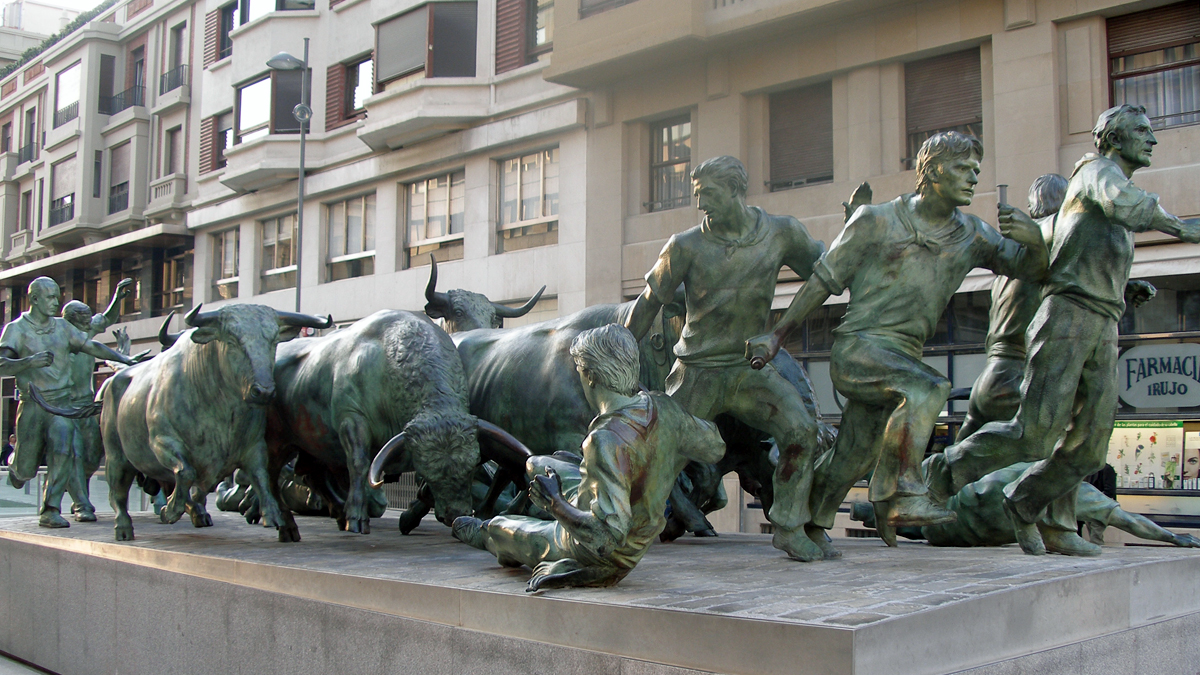 monumento-al-encierro-pamplona